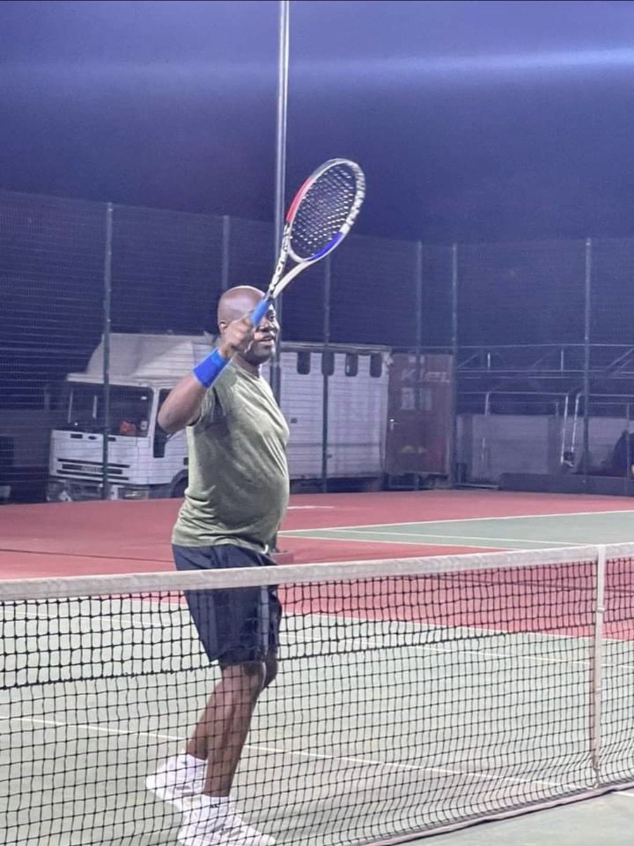 adenlevicky's tweet photo. Ladies and Gentlemen,

He swings on the green, serves on the court, and scores on the field.
 A true all-round sportsman, the one and only Seyi Makinde! https://t.co/bH8Dy8LvLX