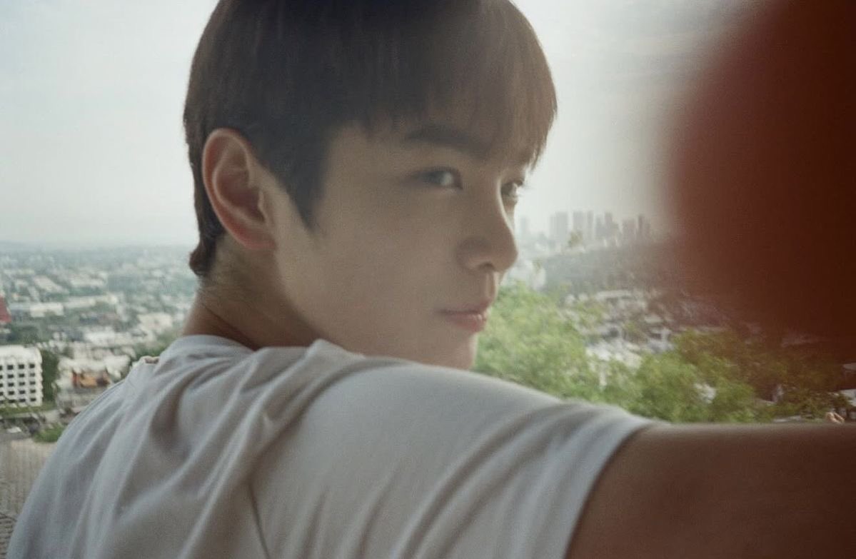 eomkeonsuni's tweet photo. dear 2112.
a #keonsuni ft #hyeongian few tweets au.
made by @.eomkeonsuni https://t.co/99RPcyLiT4