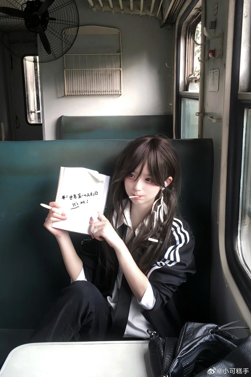 dc_ftr's tweet photo. 小可糕手 https://t.co/zii6pHsQf4