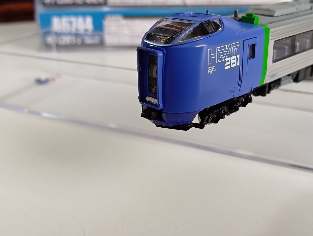 shokatu13's tweet photo. マイクロエース A6744 キハ281-2 カプラー取り替え🪛 TOMIX JC7267 を加工して装着🫟 良きかな😄 これで興醒めせずに走らせる🤗 #マイクロエース  #キハ281  #スーパー北斗 https://t.co/D3hhxfMLtI