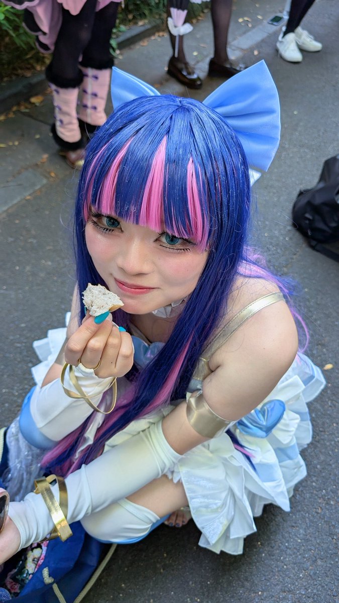 らこ tweet media