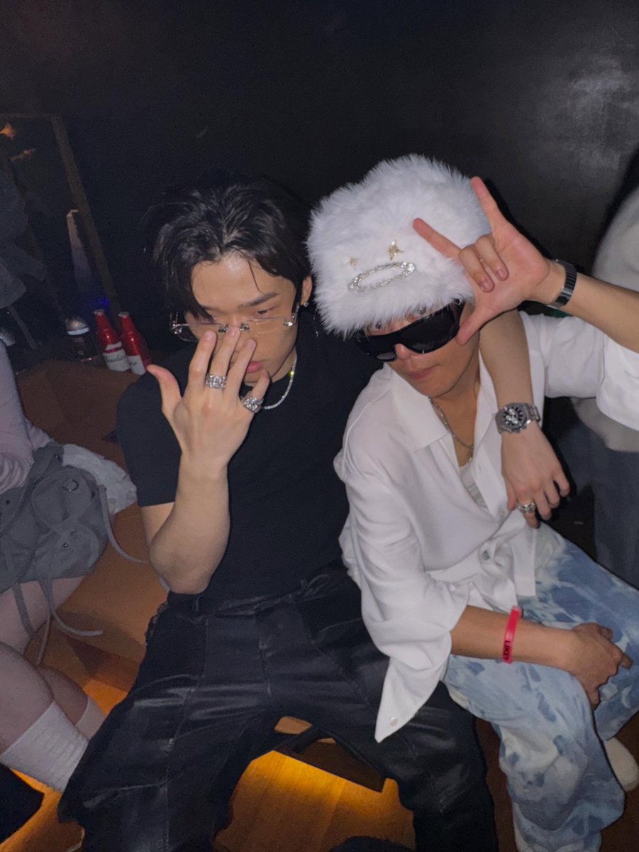 호나 tweet media