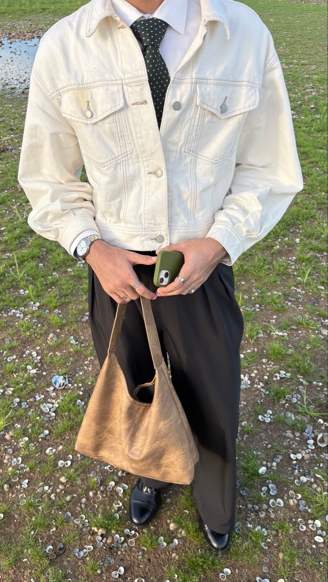ꪑꫀ𝕣ꪖꪀડડ🧞‍♂️ tweet media