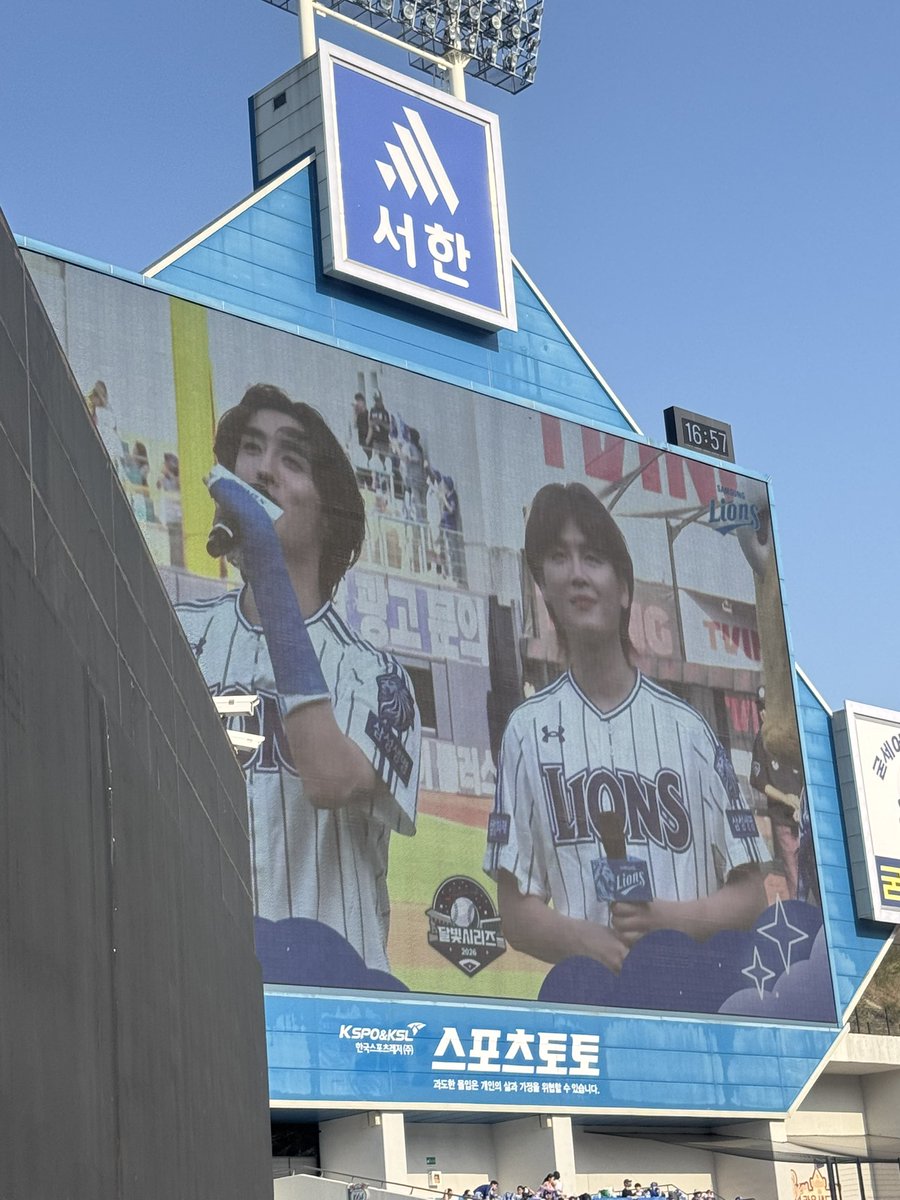 도트:1) tweet media