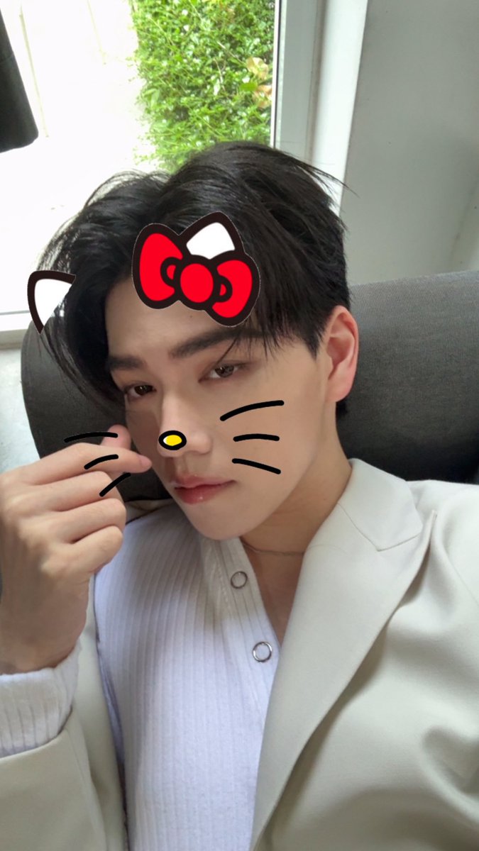 เบ๊บ tweet media