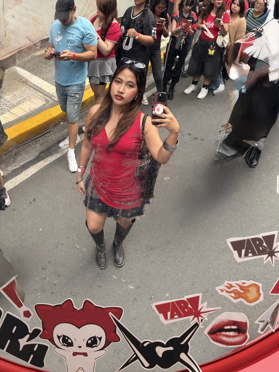 janelle tweet media