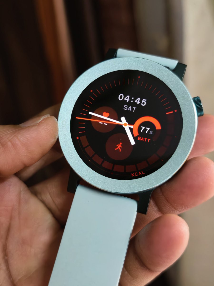 fastoye's tweet photo. CMF Watch 3 Pro is Here ⚡
* Build Quality Dhaasu
* Amoled Display
* 120+ Signature Faces
* 130+ Sport Mode
* IP 68 Rating
* Upto 13 Days Battery life
* Dual Band Gps
* Bluetooth Calling
Pricing - 7,999/-
Kaisi lagi??
#cmfwatch3pro #cmfwatch https://t.co/sREzivxZdF