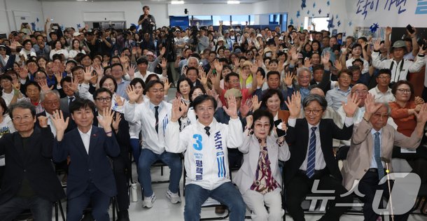 윤영모 tweet media