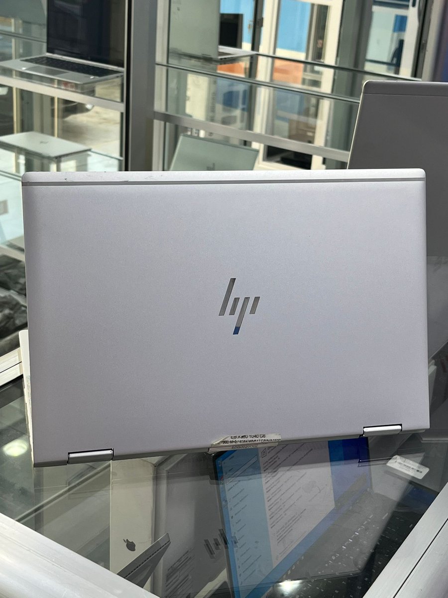besttechghana's tweet photo. HP ELITEBOOK 1040 g6
Intel Core i5🔥
16Gb Ram (DDR4)😍Storage
512Gb SSD🔥
8th generation🥰
TouchScreen
Keyboard backlight💡
Ultrabook/Ultra-thin
Fingerprint
Facial recognition

Price:GHC4,600🔥

Call☎️:0247228888
WhatsApp: https://t.co/5CZpd4fYko

{shallie Chike Captain Smart https://t.co/3g35VrH92P