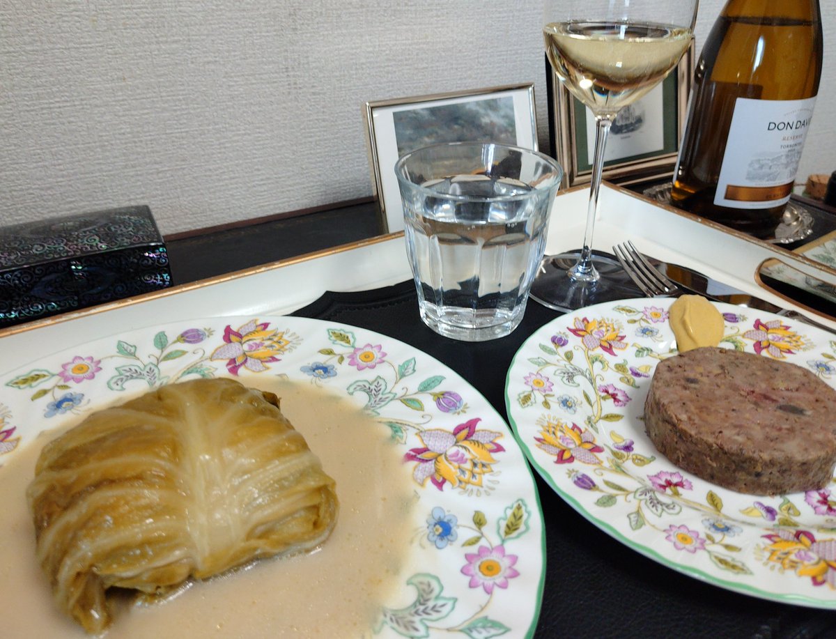 晨 tweet media