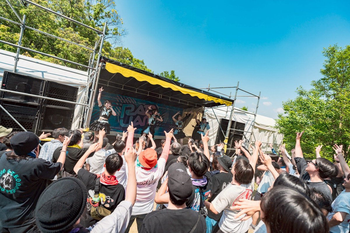 Cosmoslay1104's tweet photo. 2026.5.16

"FREEDOM NAGOYA 2026"

また新しい1ページを
あなたたちと創れたと思ってます

FREEDOM NAGOYAに
立たせてくれて、一緒にこの時を
過ごしてくれて本当にありがとう
ございました‼︎

#コスレイ
#変幻自在アイドル
#FREEDOM_NAGOYA https://t.co/Sb8CCPLPMD
