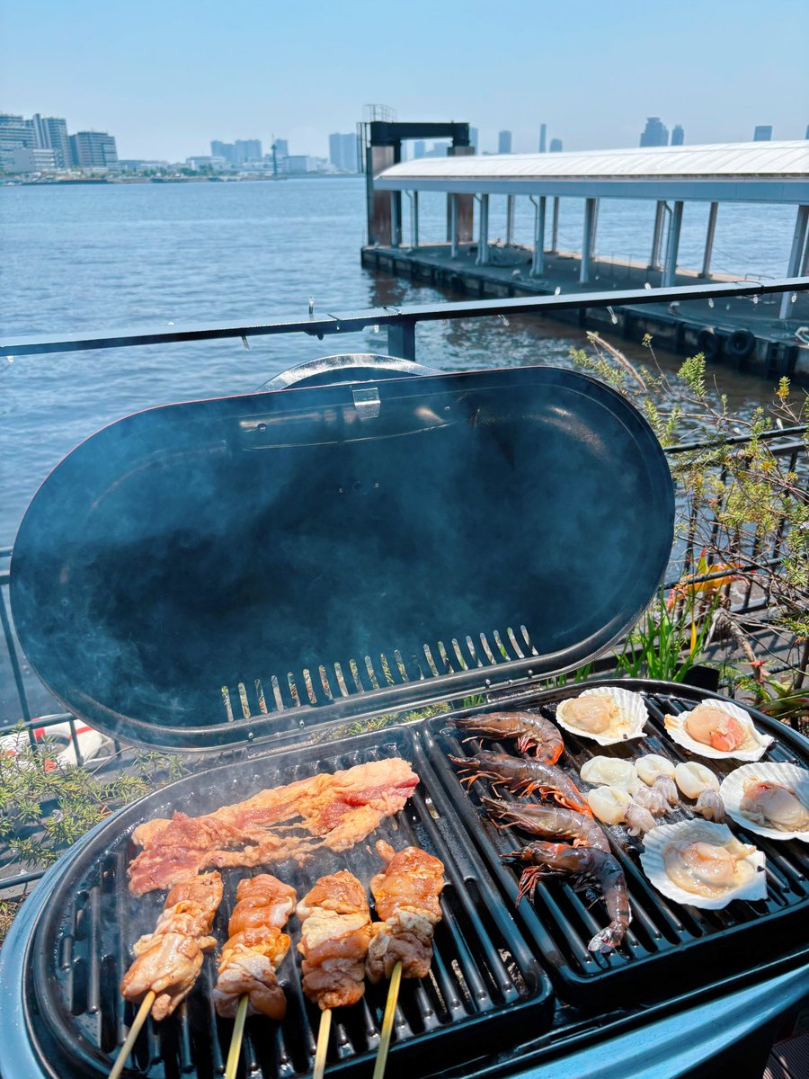 sayuru_masaya's tweet photo. #BESIDESEASIDE
でBBQしてきた🍻✨✨
(スノ担さんはピンと来る⁈)
開放的だしオシャレだし
手ぶらで行って気軽にBBQできるし✨
雲一つない良いお天気に恵まれたし
メンツも最高だし👑
楽し過ぎたし
美味し過ぎたし
素敵過ぎた🏝️✨
(๑ơ ₃ ơ)💚💚 https://t.co/keLvEBG2O2
