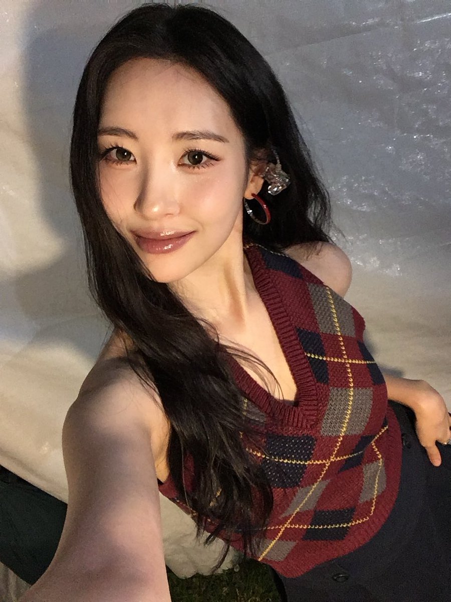 선미 SUNMI tweet media
