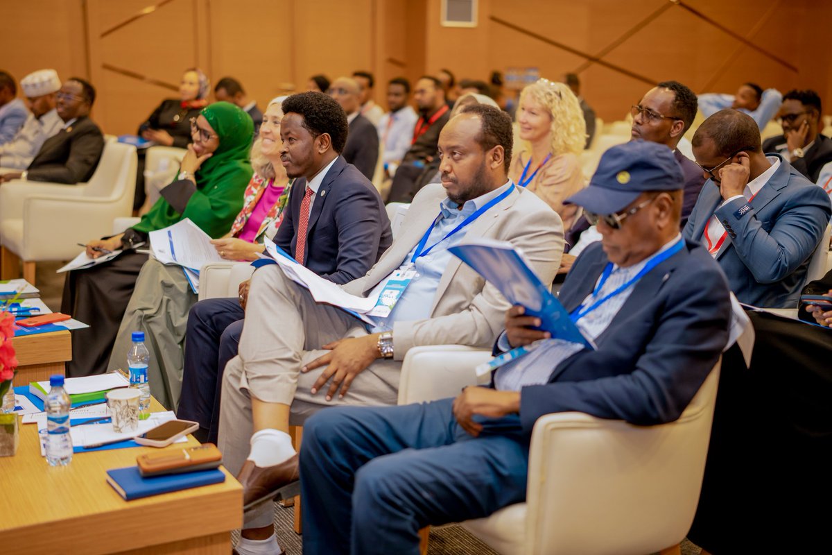 SWSCRI's tweet photo. Official Project Launch Capacity - Building Opportunities for the Betterment of Displacement Affected Communities (KOBAC) PROJECT HELD DECALE HOTEL  MOGADISHU on Wednesday . @NCRDS_SOMALIA @NRC_EAY @UNHCRSom @OCHASom @FCASomaliland https://t.co/MCubtUAbYP