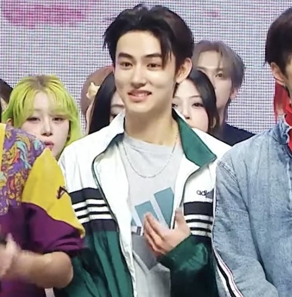 haru 🚥 tweet media