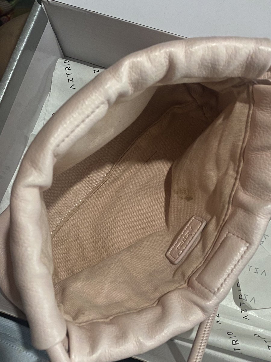 joystalpc's tweet photo. yung blue marks ay i think galing from my pants huhu kasi uniql0 pants tends to makahawa ng color niya and such

inside ay mayroong mark from make up hehe 

price still negotiable naman i js realized na hindi ako for small bags 😭 https://t.co/mOLORAIVkY