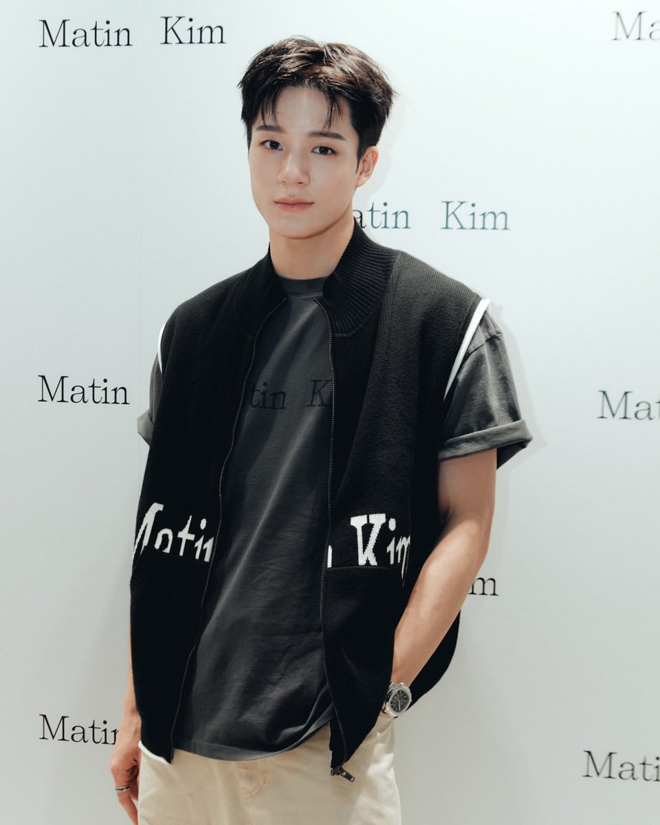 햅삐 ¨̮⋆* tweet media