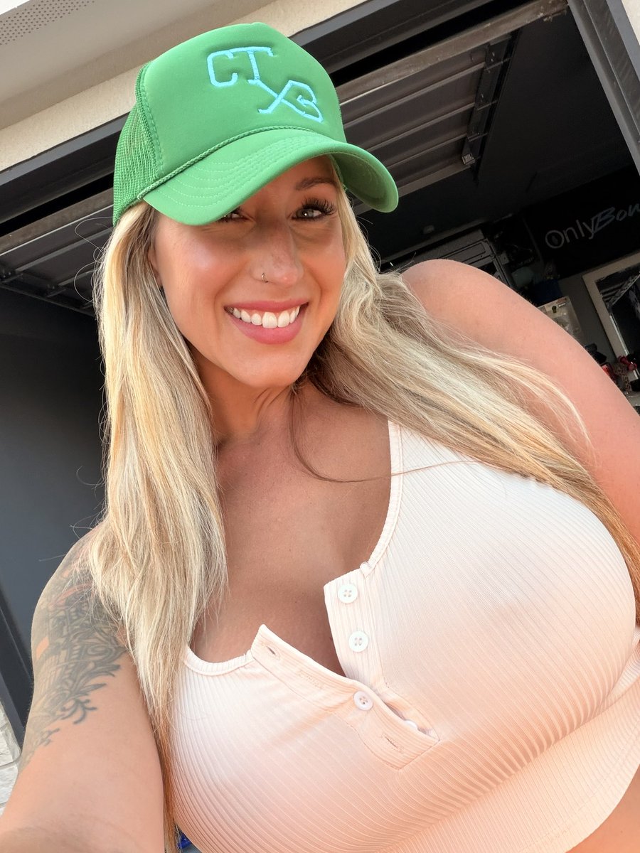 ClassyTXBabe tweet media