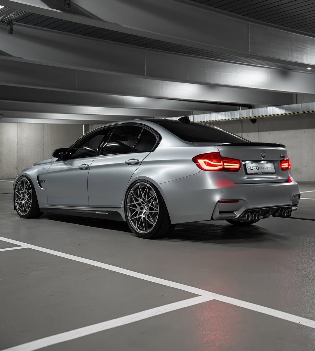ExoticBMW tweet media