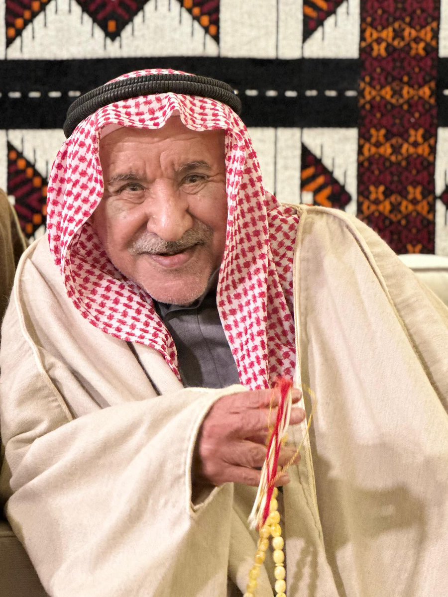 onaizah_multaqa's tweet photo. #عنيزة 
توفي اليوم 
واحدا من أنبل الرجال
ومن أكرم الرجال
ومن أخير الرجال
الشيخ إبراهيم العبدالله السليم
وسيصلي عليه عصر اليوم بجامع الرحمة بعنيزة عصرا. https://t.co/TkhFayYndU