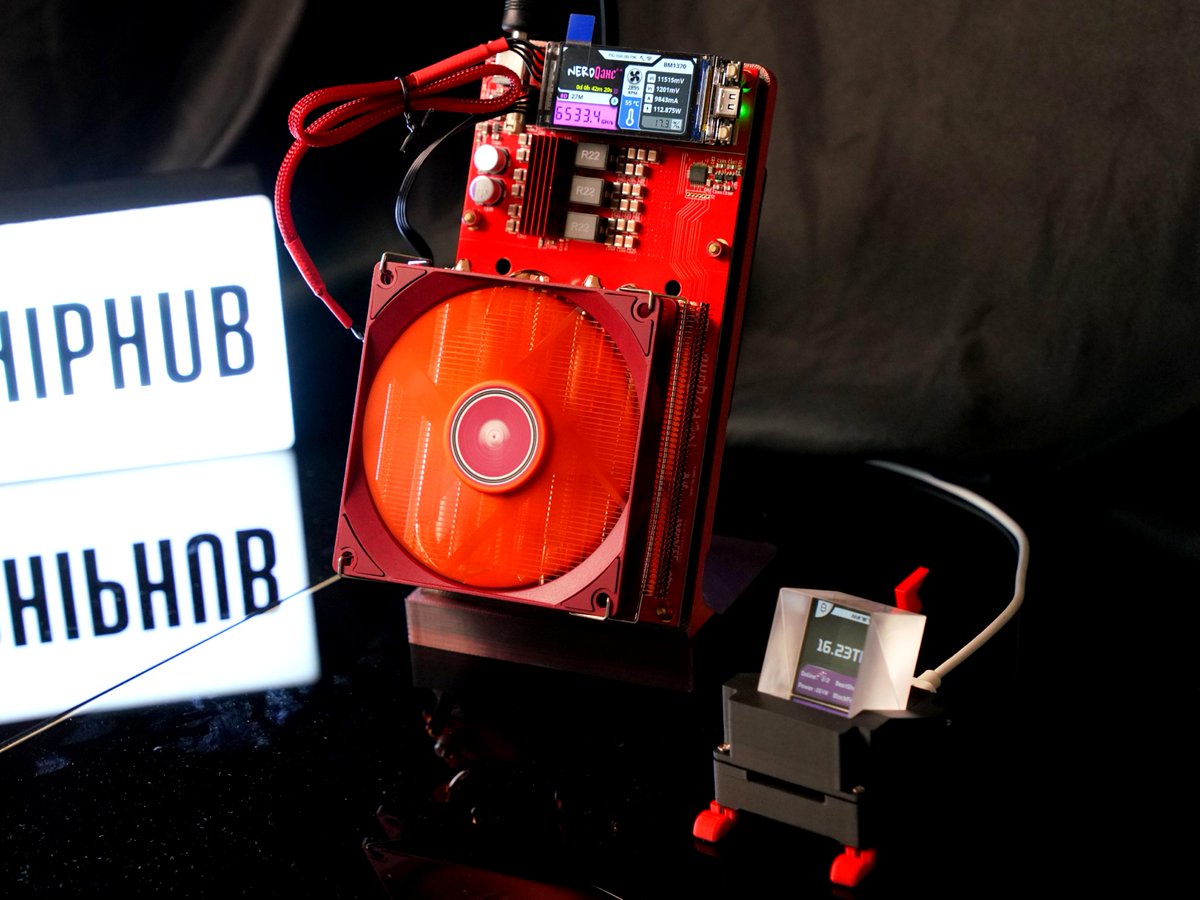 TinyChipHub tweet media