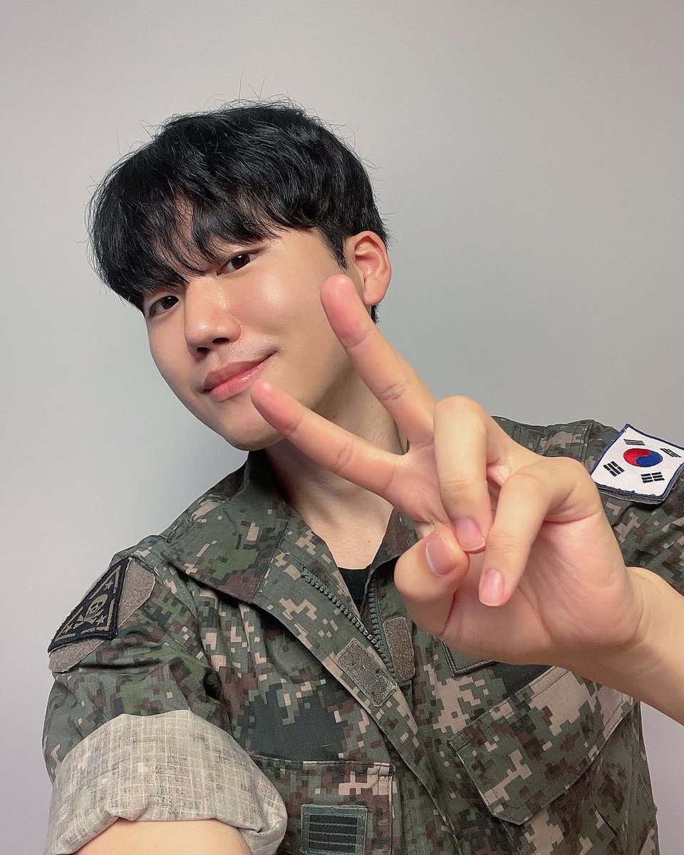 chachacha78's tweet photo. #게친소 #ㄱㅊㅅ #게이 https://t.co/soGye4FTh5