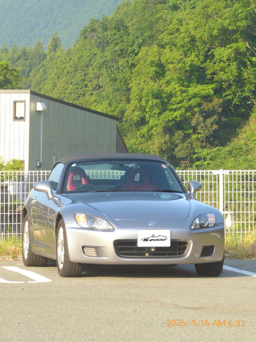 ichinos2e's tweet photo. 今日のS2000

すっかり半袖です

クルマとドライバーには過酷な季節になってきました https://t.co/dJEFl3JKDb