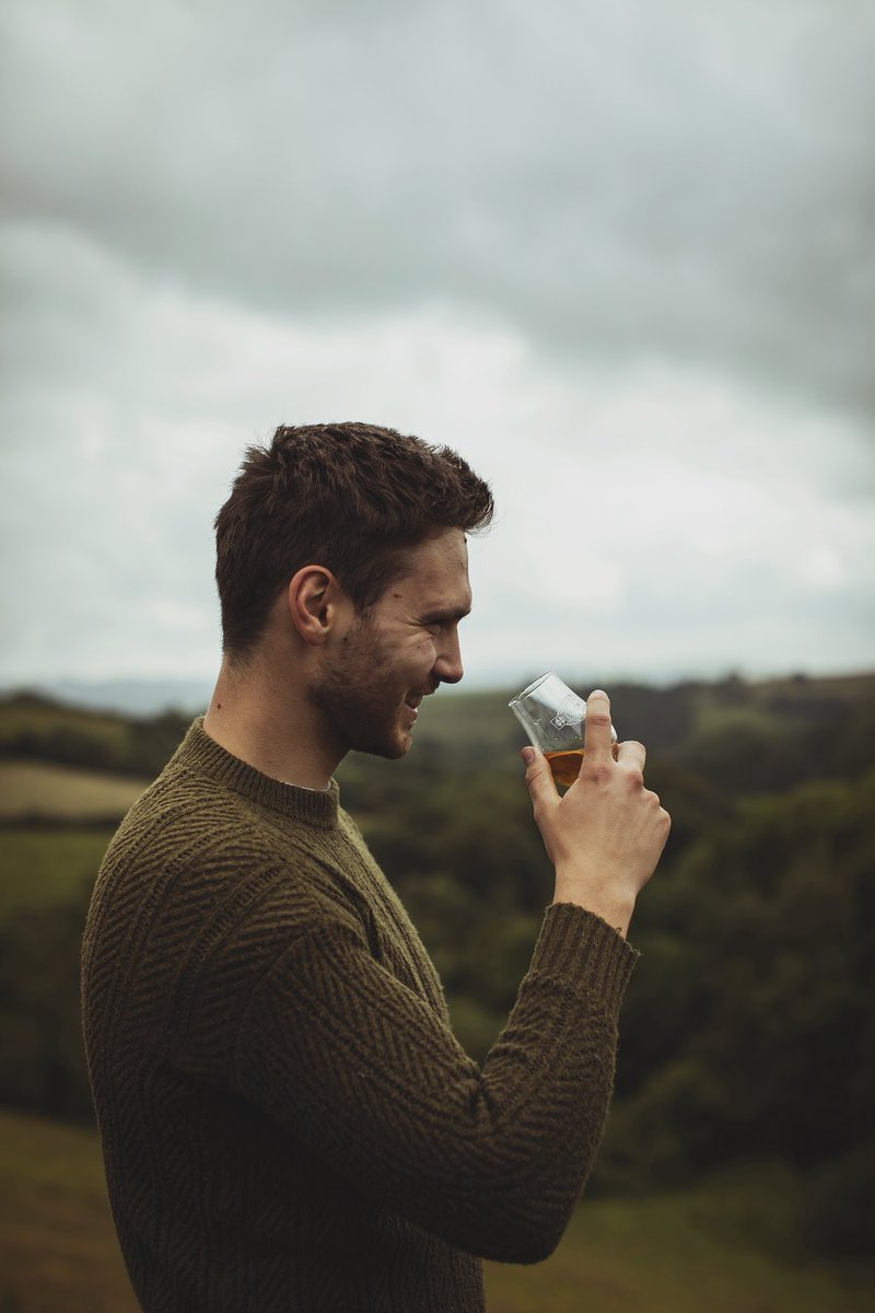 DaMhile's tweet photo. Today’s the perfect excuse to raise a glass, so why not join us and celebrate National Whisky Day 🥃

Which Dà Mhìle whisky are you pouring today? What’s your go-to way to enjoy it? 💭 

#nationalwhiskyday #organicwhisky #damhiledistillery #welshwhisky #whiskylovers https://t.co/f6sk1H8blN