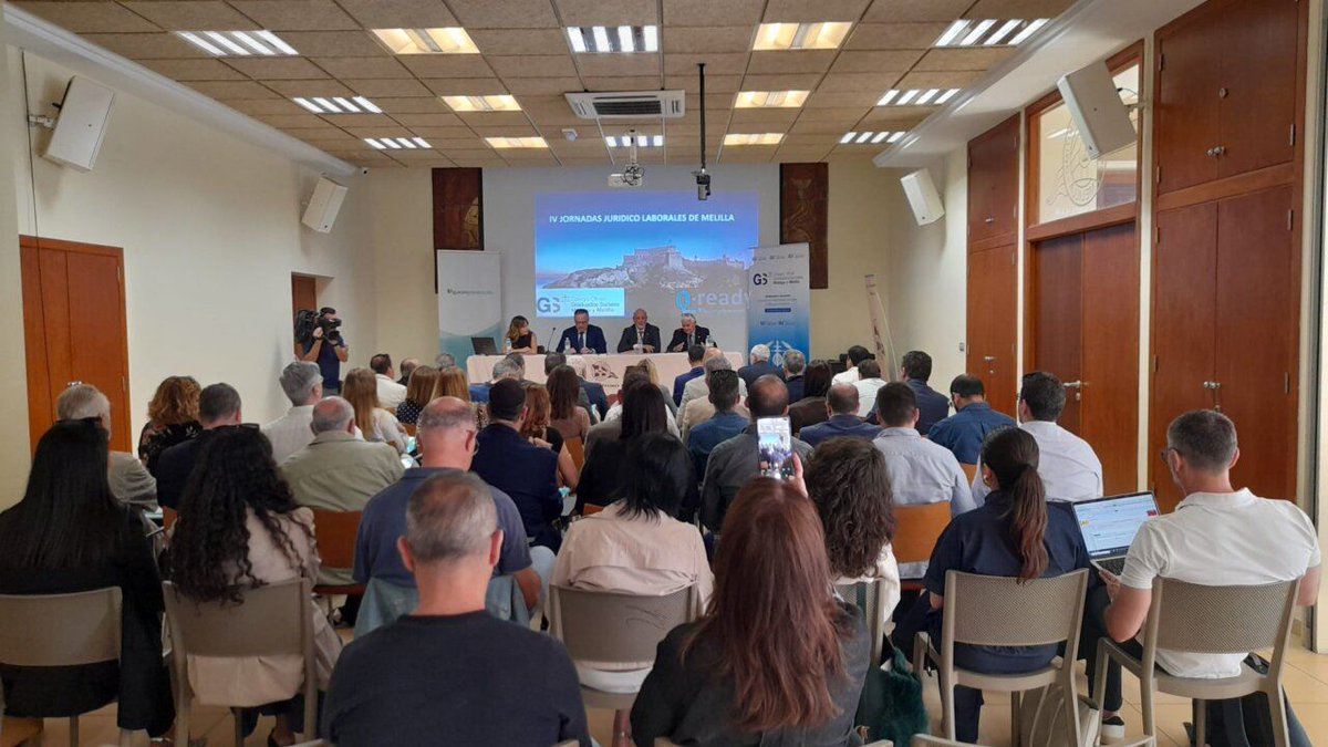 CACOGS's tweet photo. 📊 La duración de las bajas laborales en Melilla se sitúa diez días por encima de la media nacional, según se ha puesto de relieve durante las jornadas jurídicas sobre absentismo laboral y relaciones laborales
🔗 #MelillaHoy
https://t.co/ISztXpwAxn
#GraduadosSociales https://t.co/496WviqKsZ