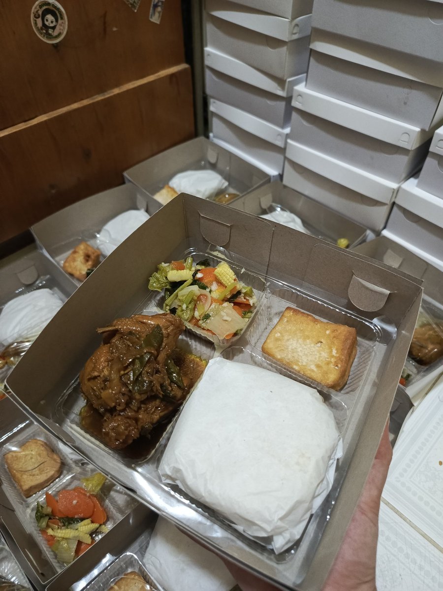 mut🐰open catering, jumat berkah & BTS fanmerch📌 tweet media