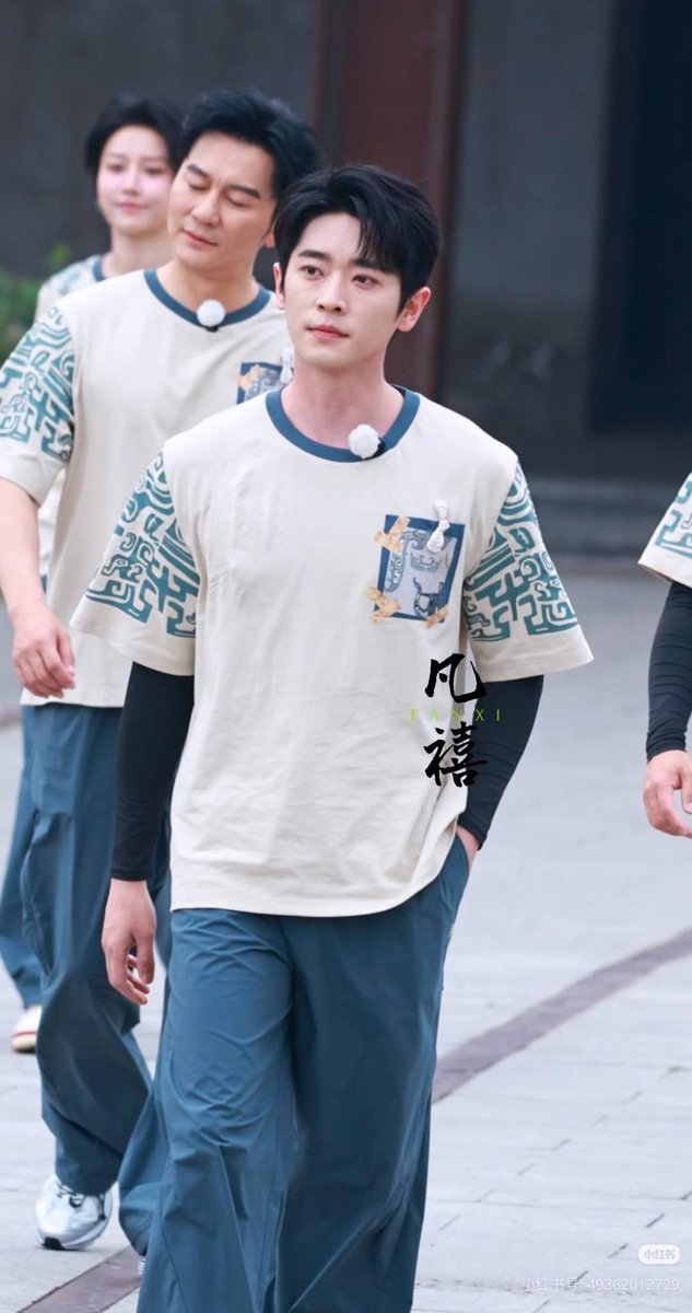 kat_kanii's tweet photo. หล่อแบบเหมือนไม่มีอยู่จริง จาบ้าาา 😽 #เฉิงเหล่ย #ChengLei https://t.co/y1fnxLHWL1