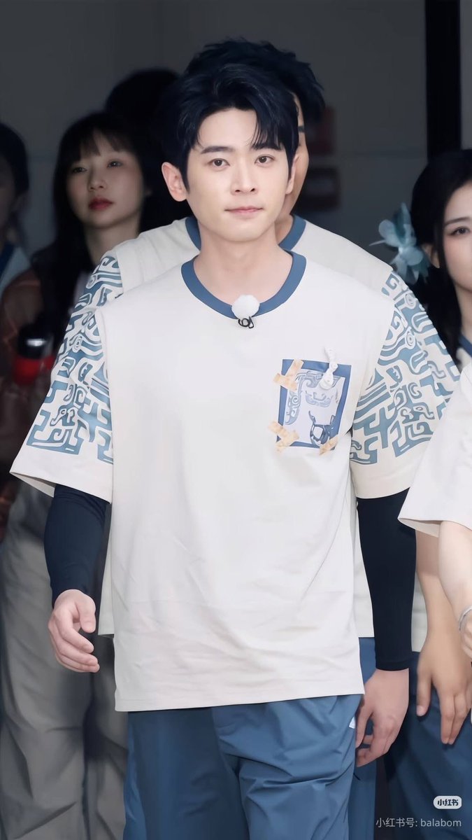 kat_kanii's tweet photo. หล่อแบบเหมือนไม่มีอยู่จริง จาบ้าาา 😽 #เฉิงเหล่ย #ChengLei https://t.co/y1fnxLHWL1