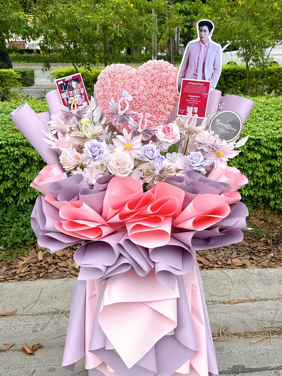MSuppasitEU's tweet photo. Thank you to all our supporters. We are always grateful for your donations.

520 TO MEW

@MewmewMio
@ella_vig
@IstvnnNagy4
@blossom_tide

@MSuppasit
#MewSuppasit
#WithMewAlways https://t.co/hBLqvBJK9w