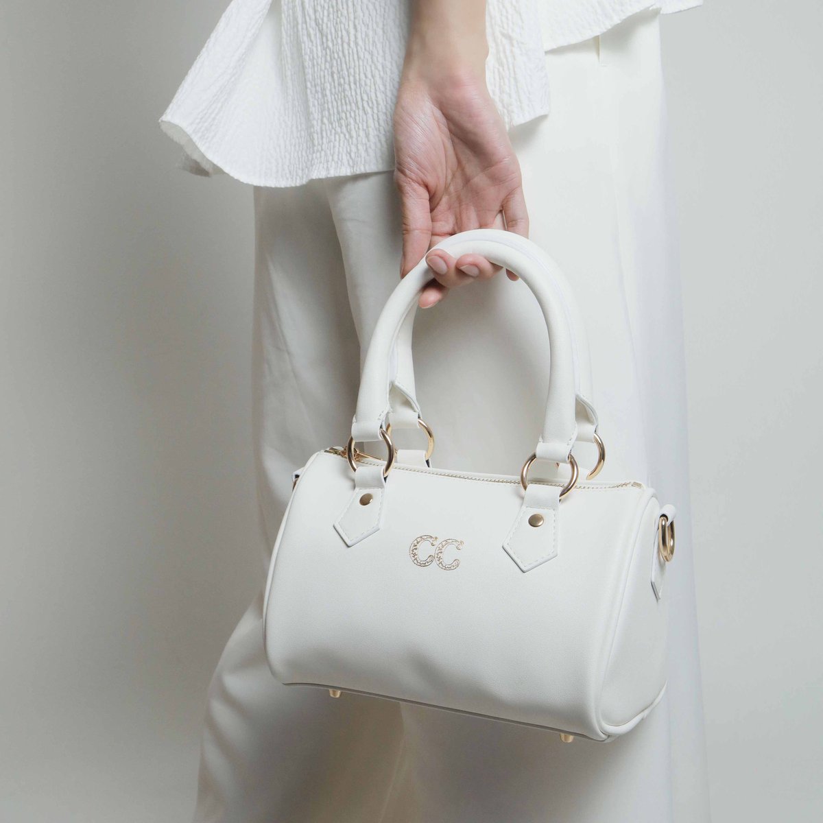 CELCEL SYMBOL “C” 2WAY BAG white