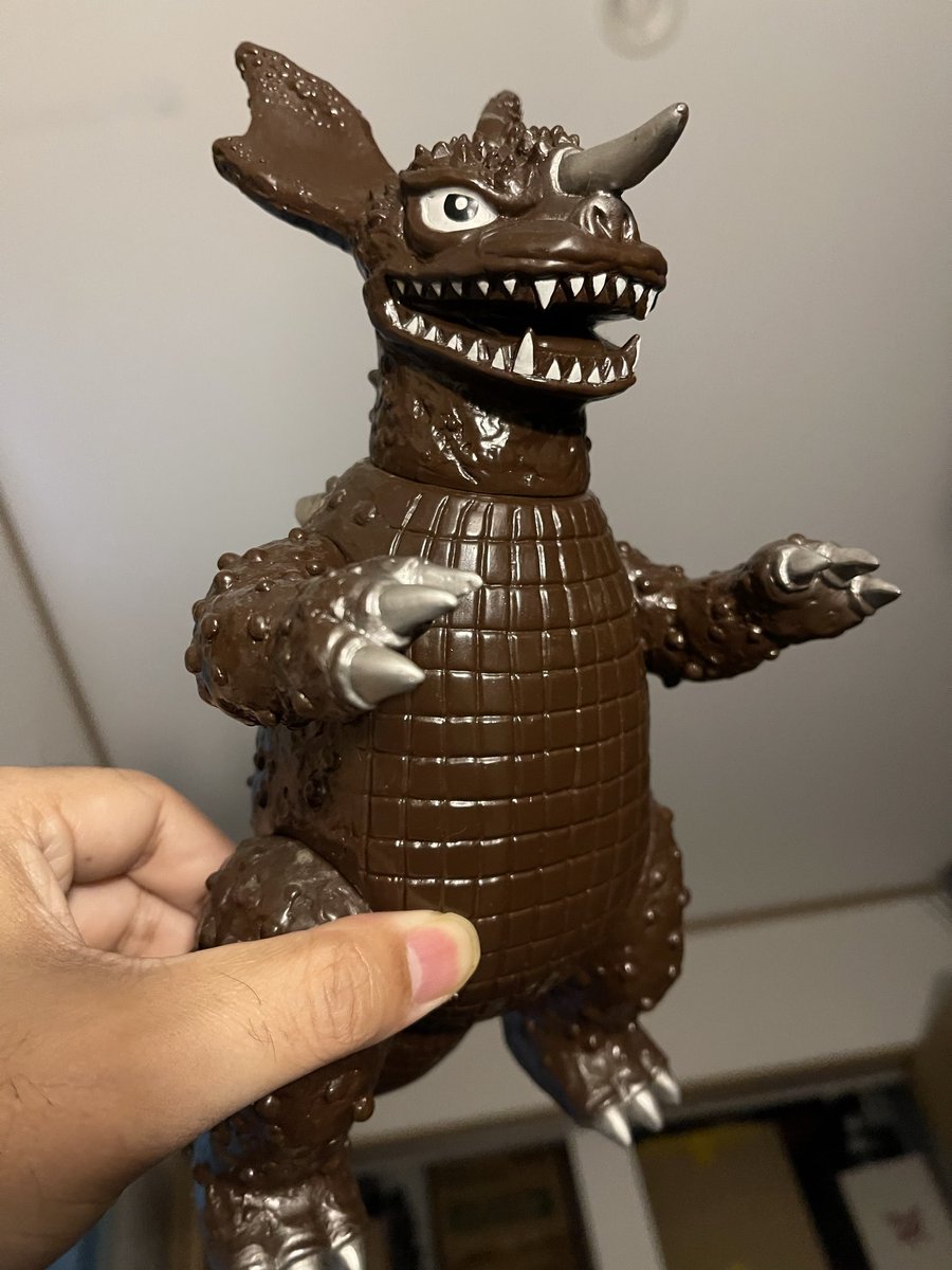 マーミットのバラゴン 同じビニパラですがこんなに違います。 #ソフビ