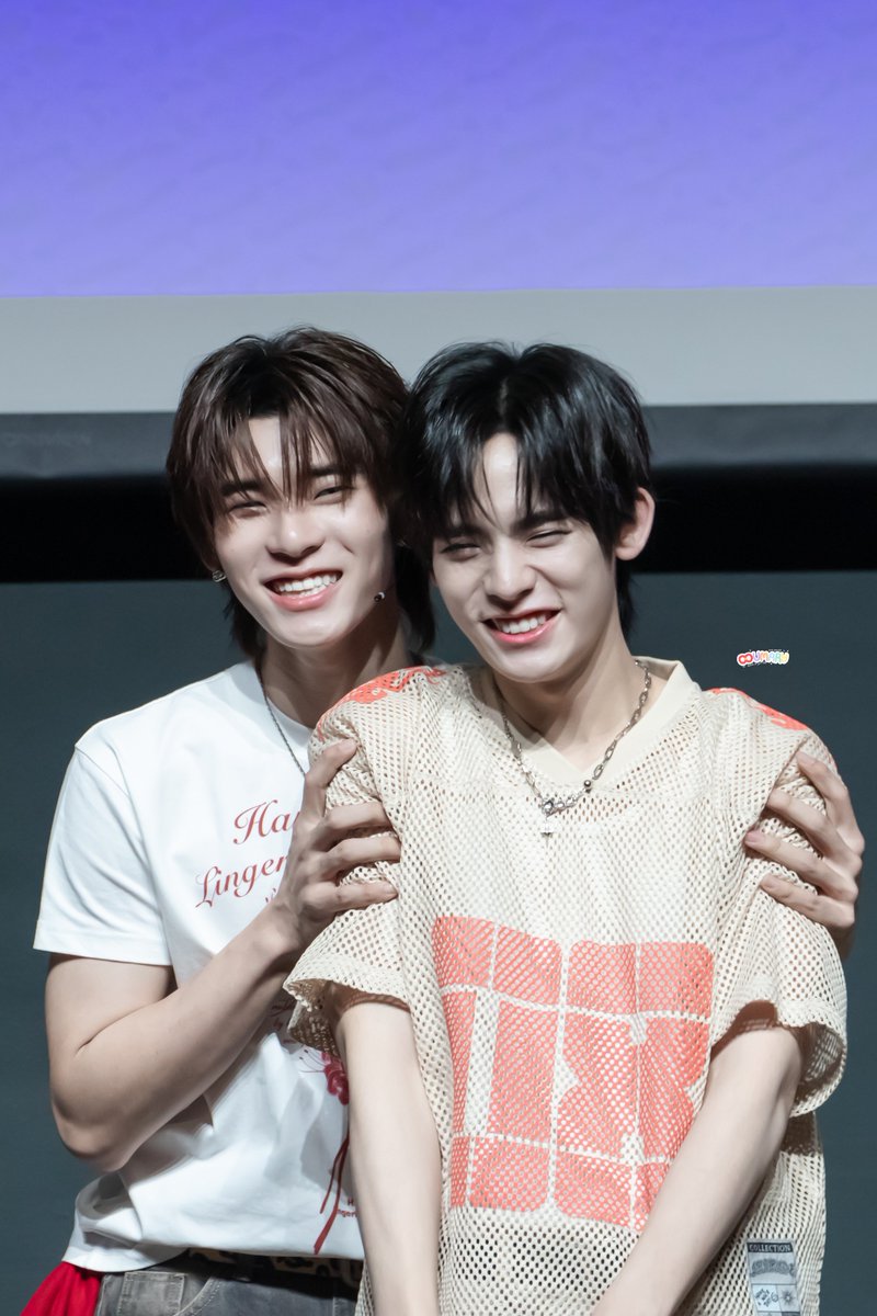 𝙊𝙐𝙈𝘼𝙍𝙔ツ♡ tweet media