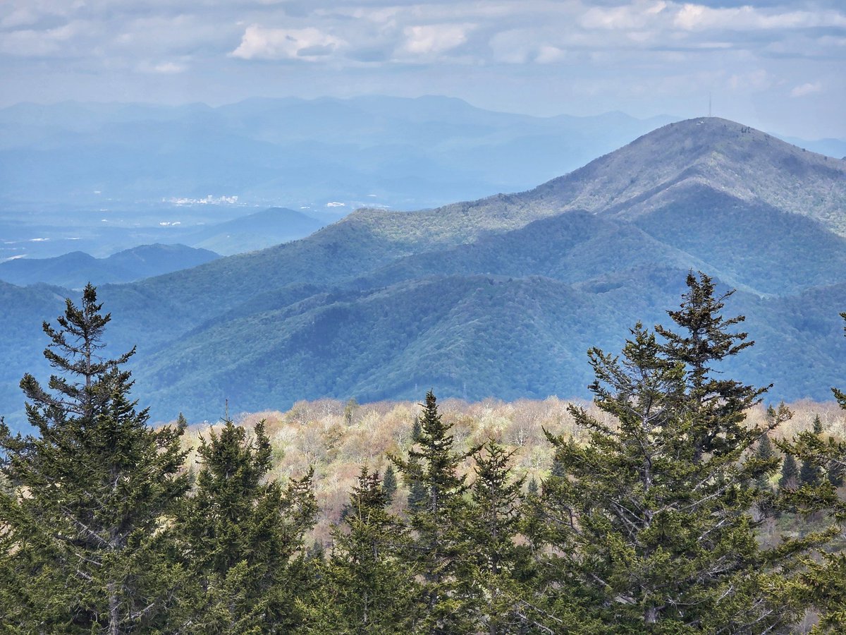 Hike East Tennessee tweet media