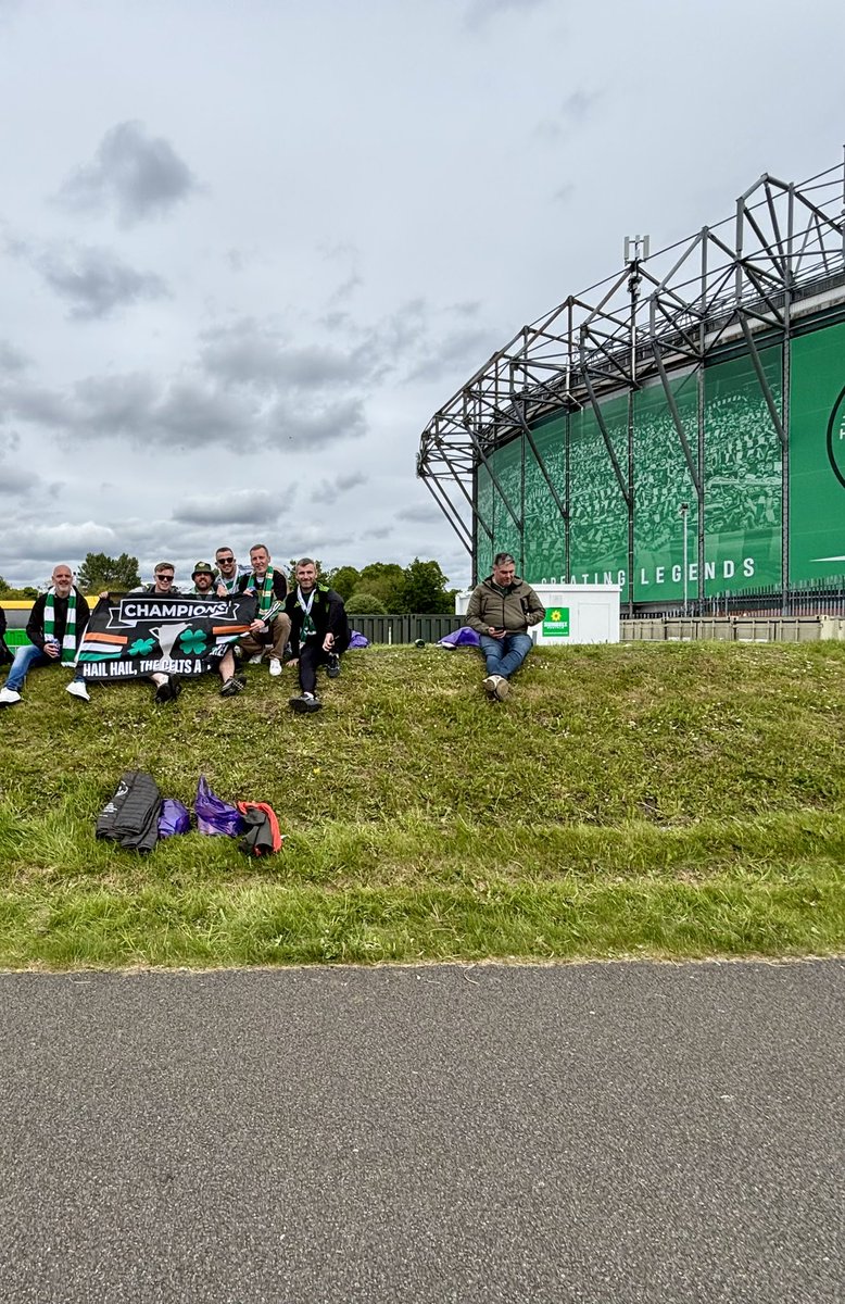 St Peters No 1 CSC Béal Feirste tweet media