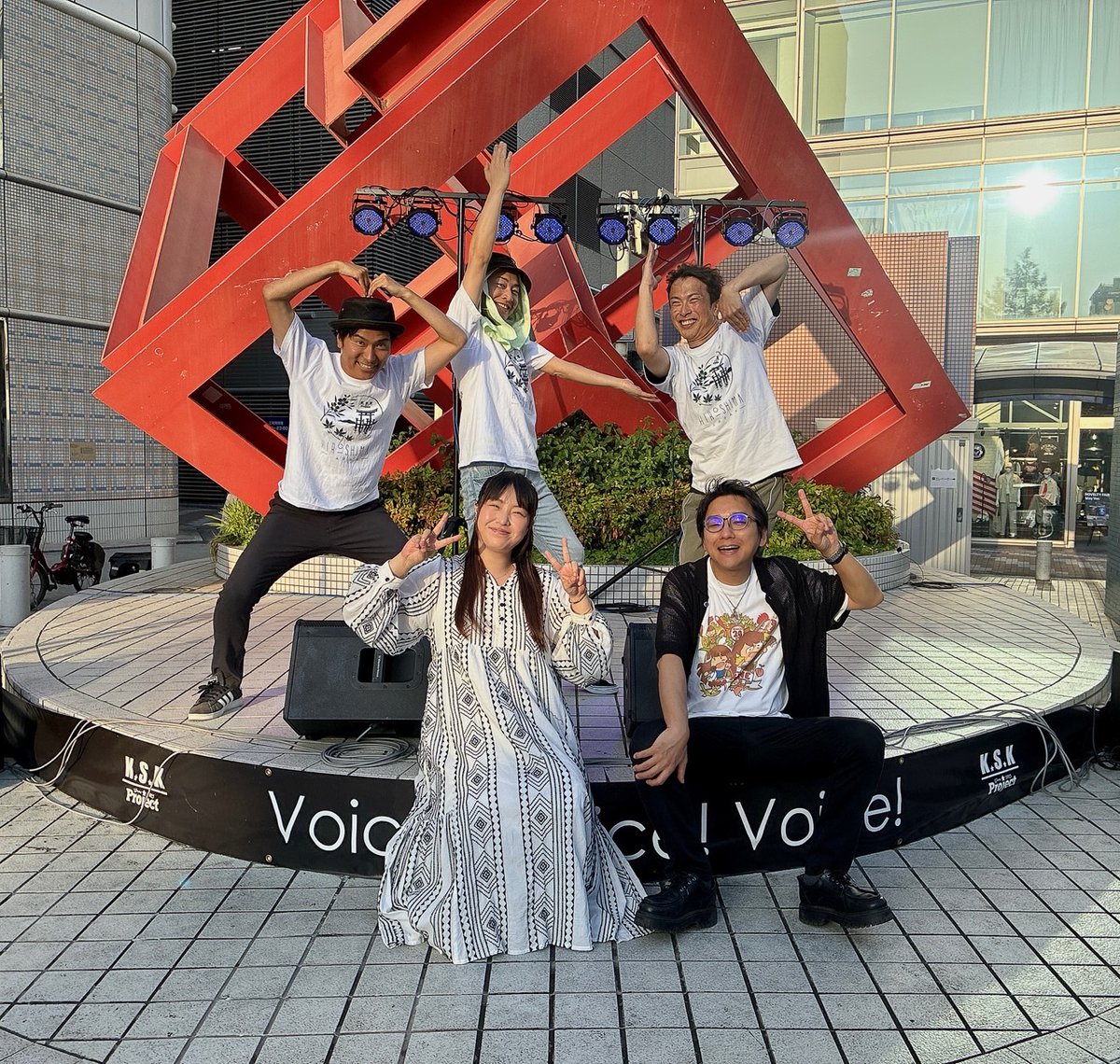 odatakane's tweet photo. K.S.K project主催
Voice! Voice! Voice!＠アリスガーデン

久しぶりに出演！音響が抜群に安定感あるので、演者もかなりやりやすいイベントだなと改めて。そしてイベントそのものにファンがついてる印象があって、KSK流石じゃんって思いました。

たくさんの人に背中を押してもらった時間にも。感謝！ https://t.co/iM7f0Zbn7A