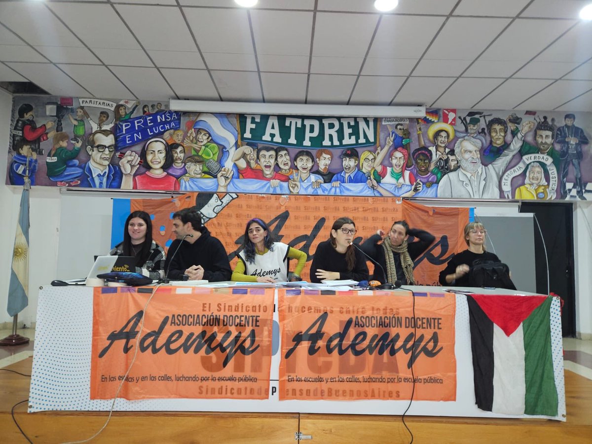 Ademys tweet media