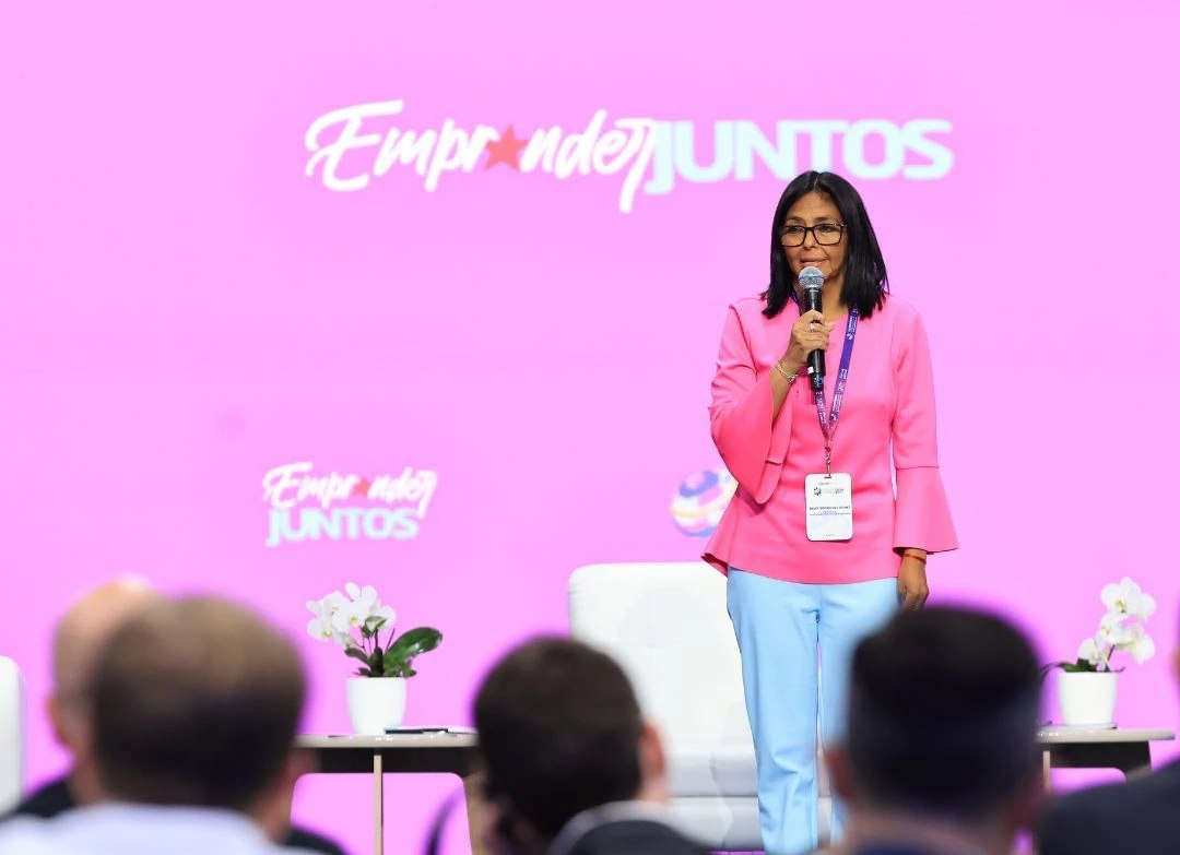 mippci_ven's tweet photo. #NotiMippCI 📰🗞| Presidenta (E) Delcy Rodríguez lideró clausura del II Congreso Internacional de Emprendedores

Lea más ⏩ https://t.co/PBRTVMNN9h https://t.co/wQUXHgeTW7