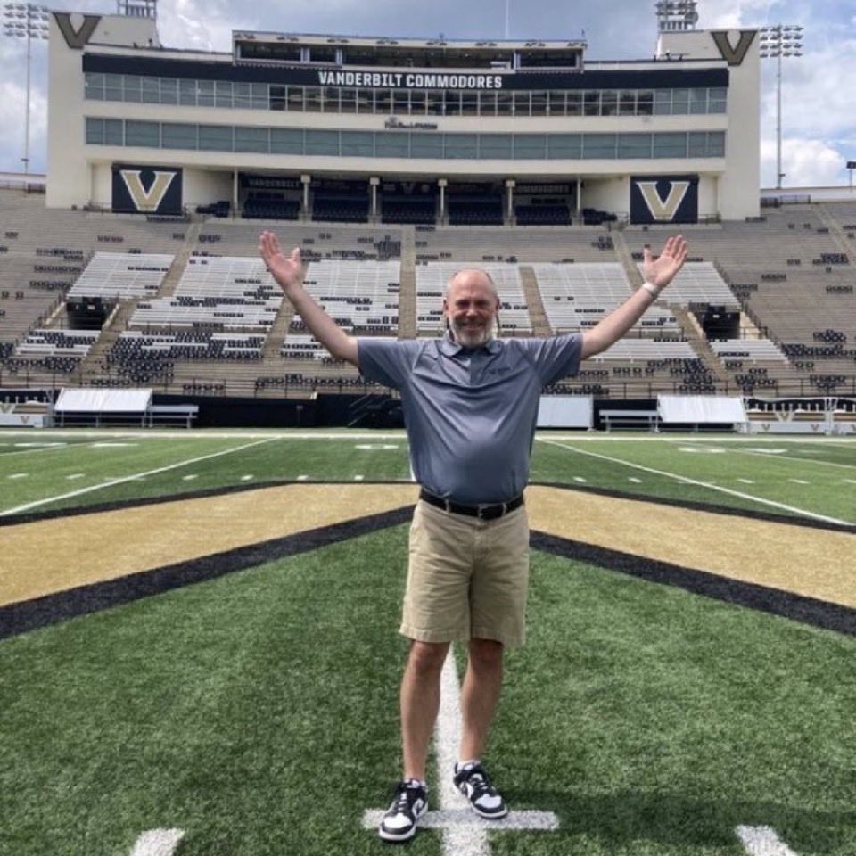 TQPurdon's tweet photo. Very happy to report that yesterday I made hotel reservations in Nashville for the @VandyFootball vs @PackFootball game.
It felt really good.
#FourMonthsOut @SEC โ๏ธโฌ๏ธ #BeatState ๐ #ItJustMeansMore https://t.co/MszqSBzF0t