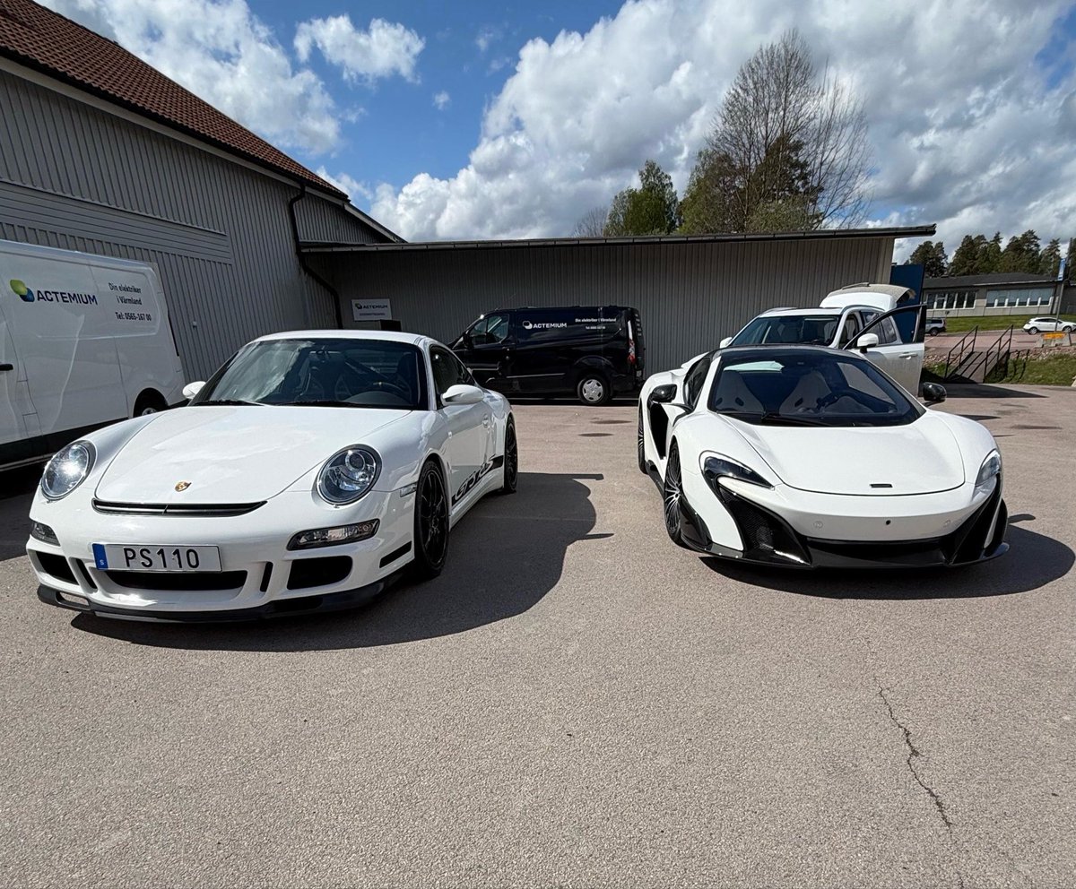 Petter_Solberg's tweet photo. Summer prep for a lot of our cars at the moment 🧼 always a great feeling hearing the engines roar back to life! https://t.co/NmDyJIB6gV