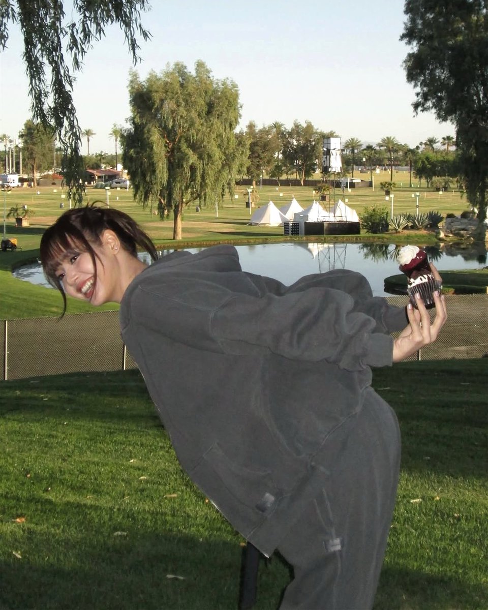 🥛 tweet media