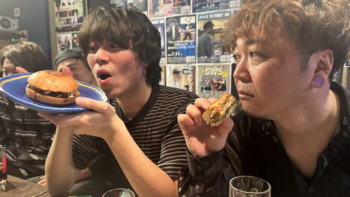hutarimenog's tweet photo. ✨御礼✨
FUNKIST LIVE IS BEAUTIFUL tour 2026
Road to 稲佐山

@ 大好きな 😊岡山 MO:GLA YO-SO
ありがとうございました‼️‼️

二人目のジャイアン
花男
FUNKIST

📝来週は山形💖

#パリファン 🎩
📷 https://t.co/bkHbXlug0N