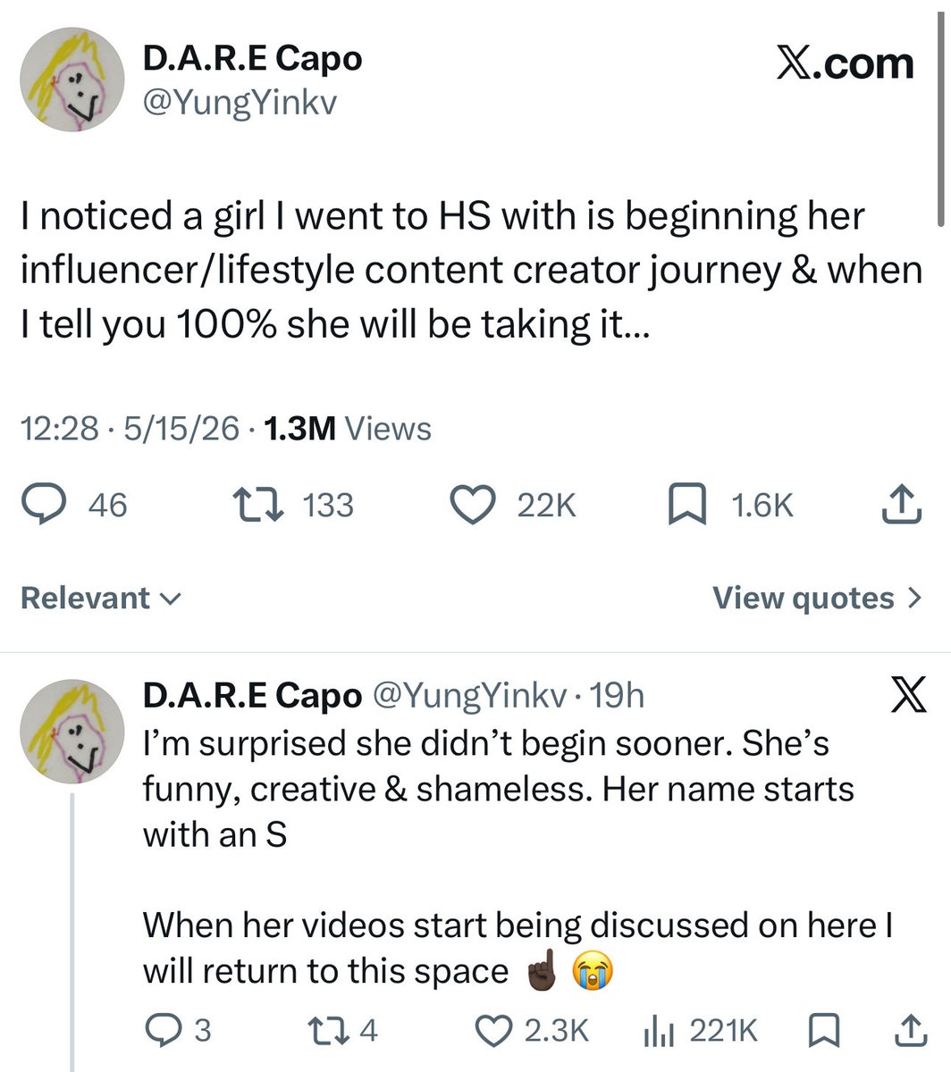 Jani__Gee's tweet photo. Obsessed with the difference in tone and intention between these two tweets https://t.co/h5yewXUxAZ