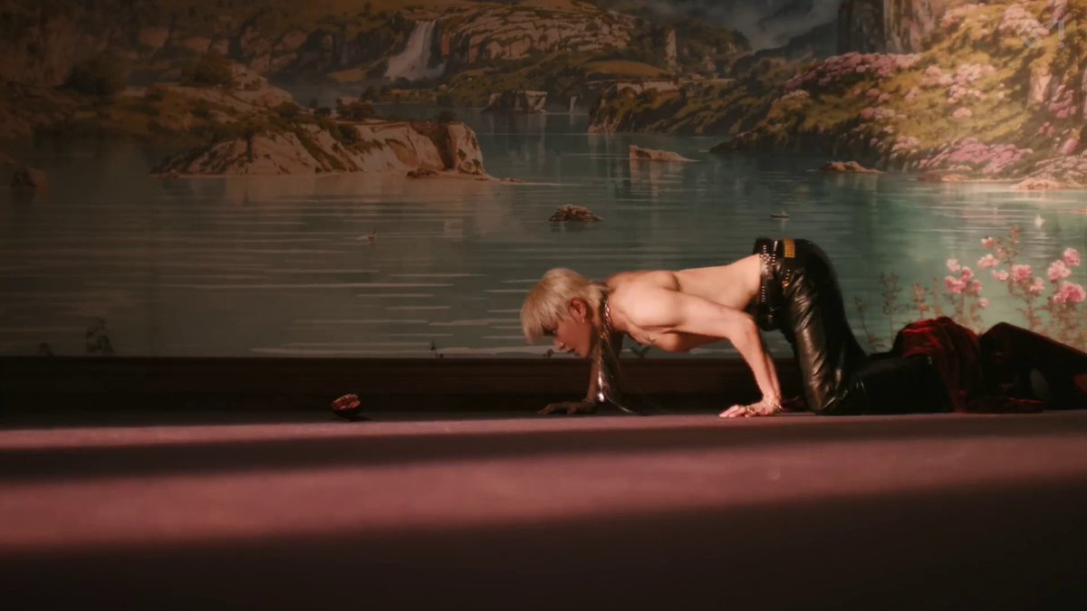 태용 tweet media