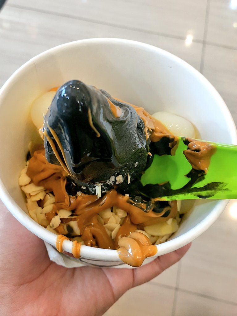 nvhii_'s tweet photo. Sour sally lagi🤎 https://t.co/2pIu0rb2OR