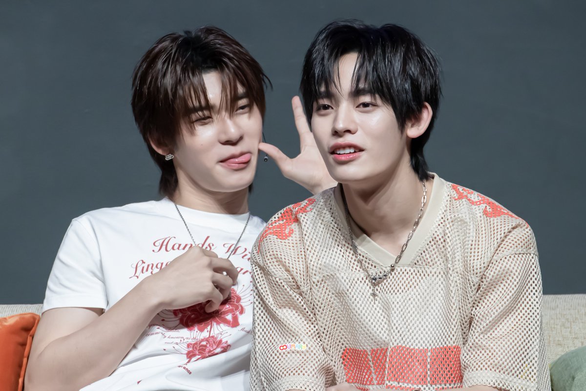 𝙊𝙐𝙈𝘼𝙍𝙔ツ♡ tweet media