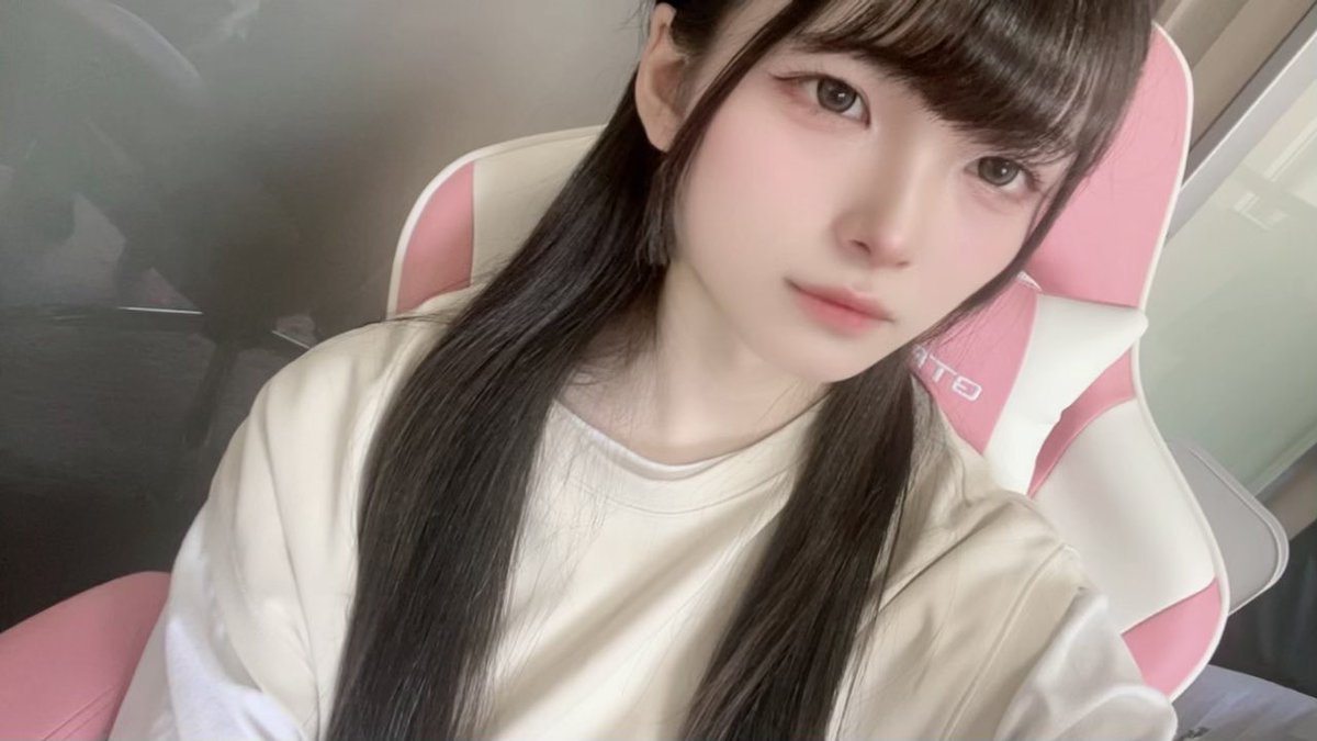 める tweet media